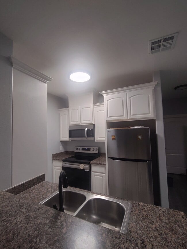 Foto del edificio - 2227 US Highway 281