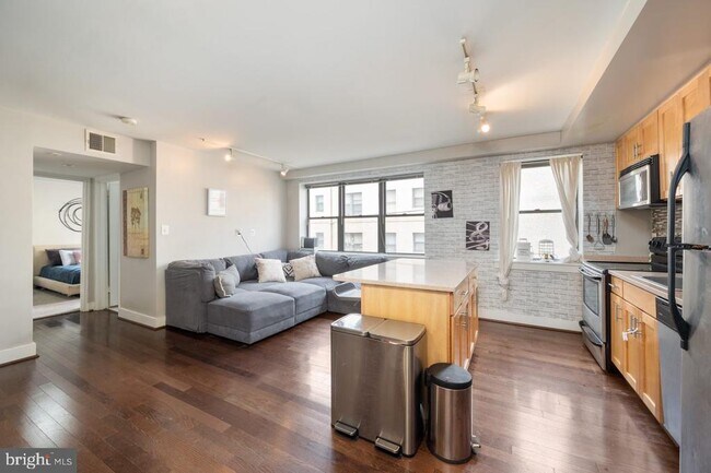 Foto del edificio - 210 Oakwood St SE