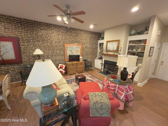 Foto del edificio - 3408 Eli Joyner Ln