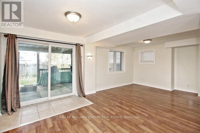 Building Photo - 1646 Quail Run Dr