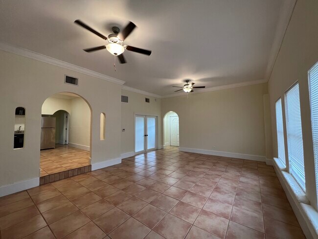 Living Room - 1041 SW 15th Ave