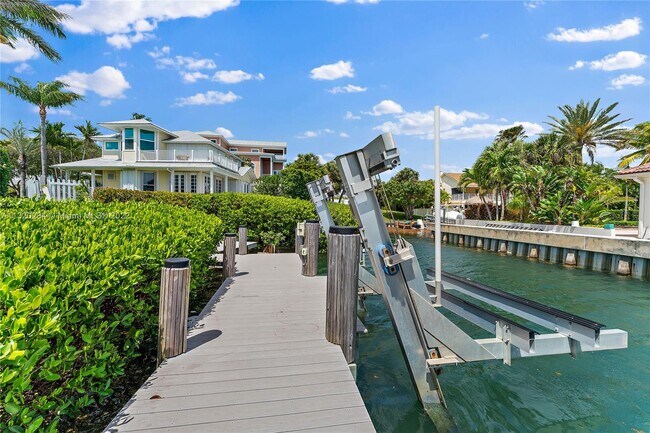 Building Photo - 112 Intracoastal Cir