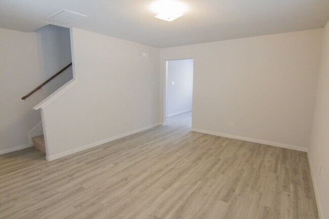 Foto del edificio - 18606 Queesborough Creek Rd