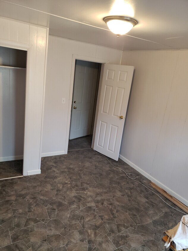 Foto principal - 721 W Marion St