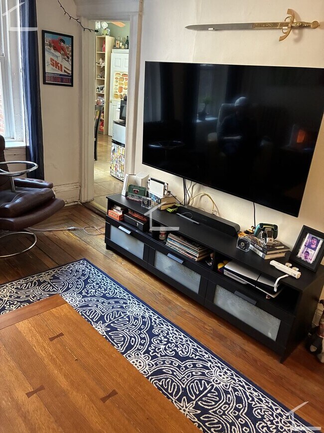 Foto del edificio - Rare 4 bed in Beacon hill....