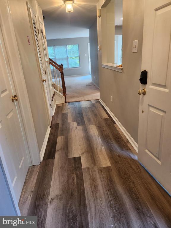 Foto del edificio - 286 Stanton Ct