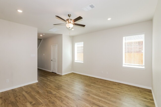 Building Photo - 7622 Tipton Meadow Way