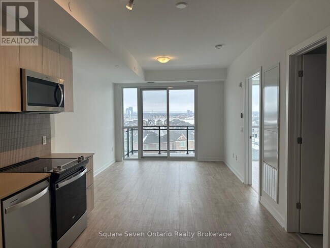 Photo du bâtiment - 770 Whitlock Ave