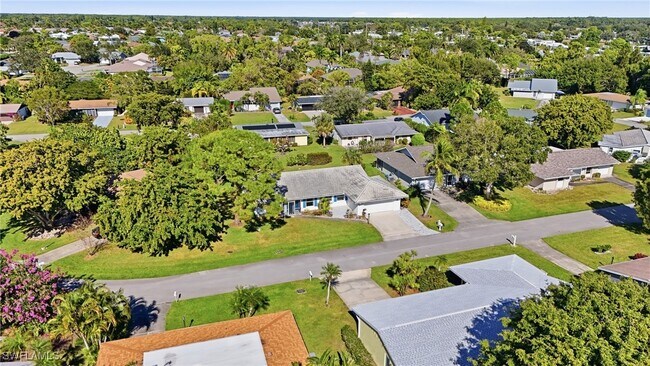 Foto del edificio - 30 Maui Cir