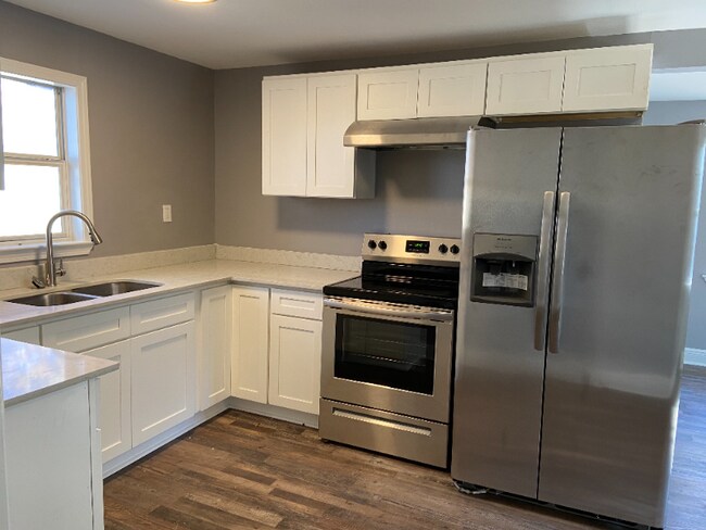 Building Photo - 516 Magellan St