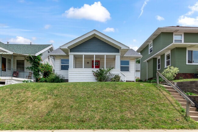 Foto del edificio - 810 19th St SE
