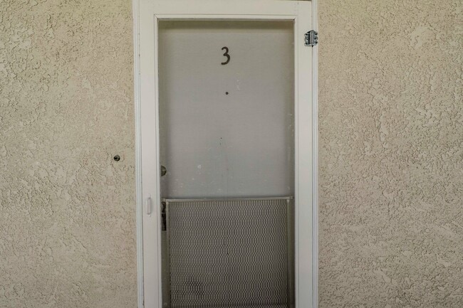 Foto del edificio - 69 Glendora Ave