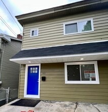 Building Photo - 320-322 Boggs Ave