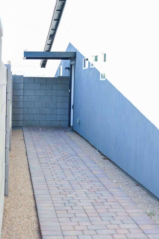 Photo - 2531 E Broadway Rd House