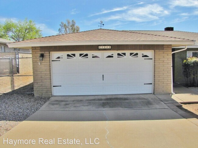 Building Photo - 3 br, 2 bath House - 1048 Cholla Circle