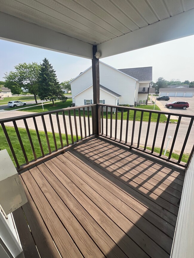 Building Photo - Pine Tree Village Apartments
