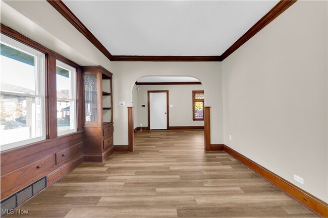 Building Photo - 4318 W 50th St