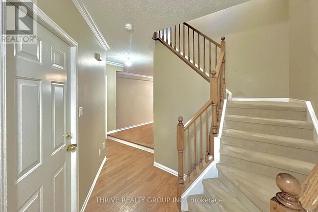 Building Photo - 320 Ambleside Dr
