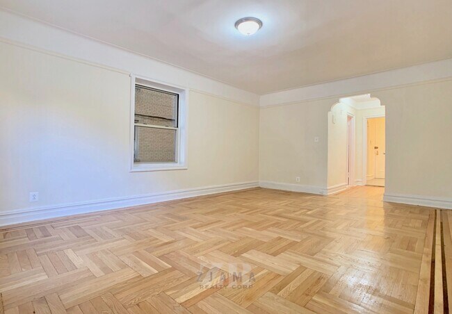 Foto del edificio - 1717 Avenue N