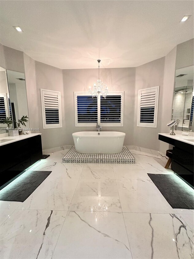 Foto principal - 6801 NW 113th Ct