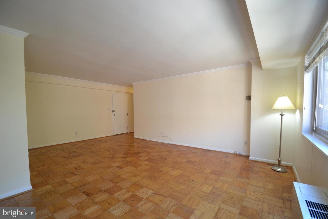 5100 Dorset Ave Unit 402, Chevy Chase, MD 20815 Condo for Rent in