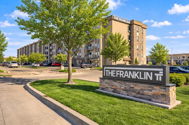 Foto del edificio - The Franklin Apartments