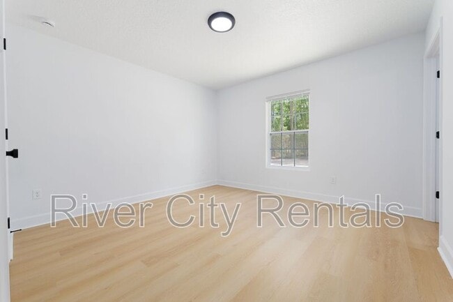 Building Photo - 7607 El Dorado Ave