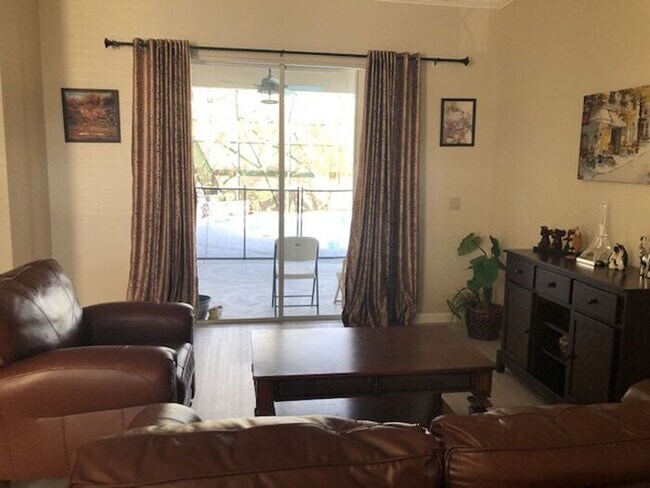 Foto del edificio - Great 3/2 POOL home in Manderley!