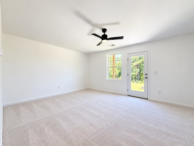 Building Photo - 3210 Gypsum Dr