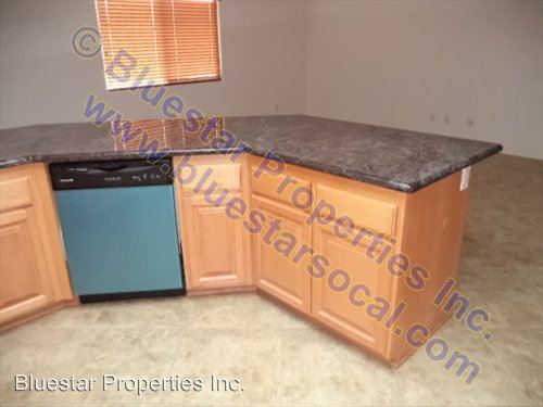 Building Photo - 13080 Samprisi Ave