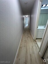 Building Photo - 9445 Ivy Brook Run
