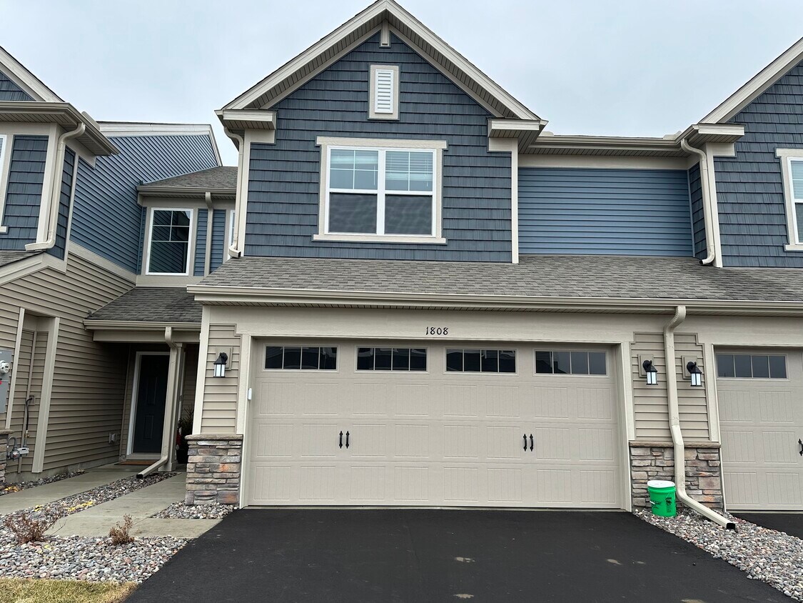 Foto principal - 1802 Arbor Ln