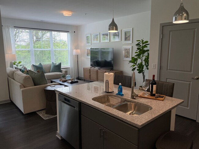 Foto del edificio - 5102 Aldersgate Dr