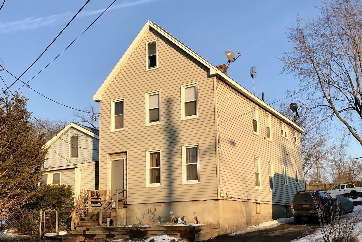 Primary Photo - 359 Maxon Rd