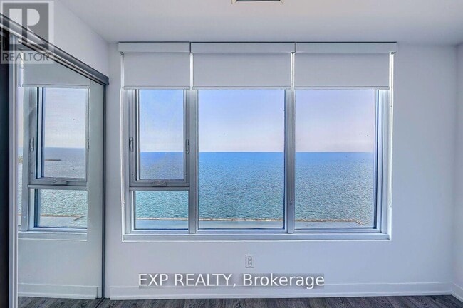 Building Photo - 1926 Lake Shore Blvd W