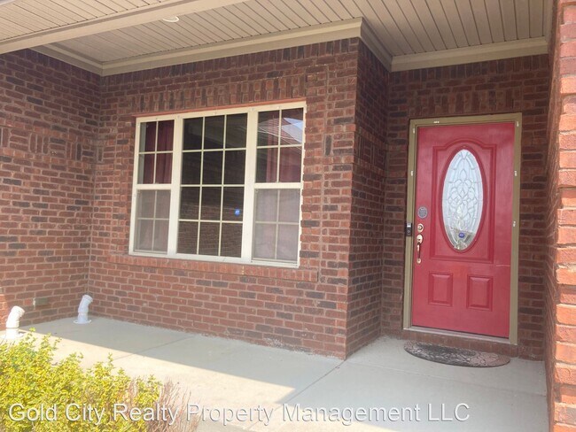 Building Photo - 3 br, 2 bath House - 1717 W. Crocus Drive
