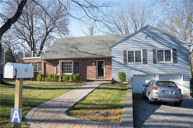 Foto del edificio - 51 Amherst Dr