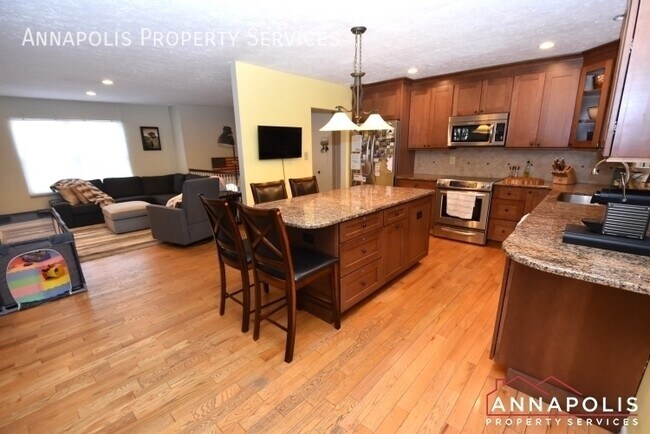 Foto del edificio - 403 Edgemere Dr