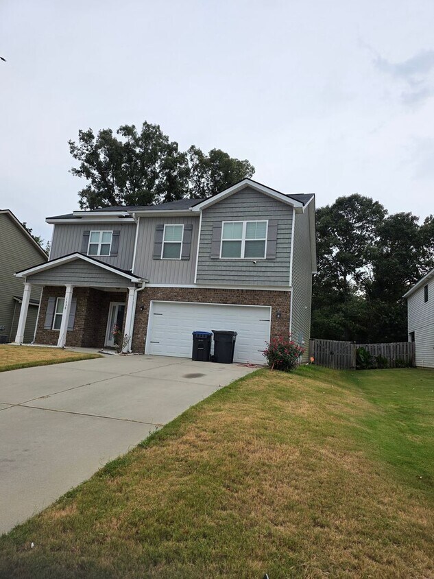 Foto principal - 2 Story 5 BR