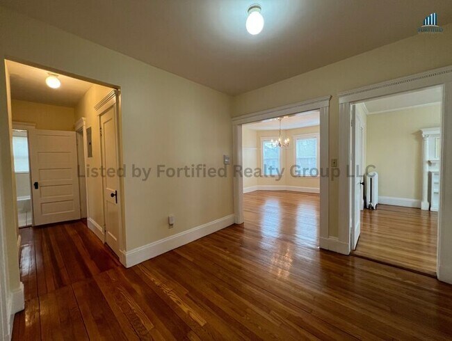 Foto del edificio - 142 Washington St