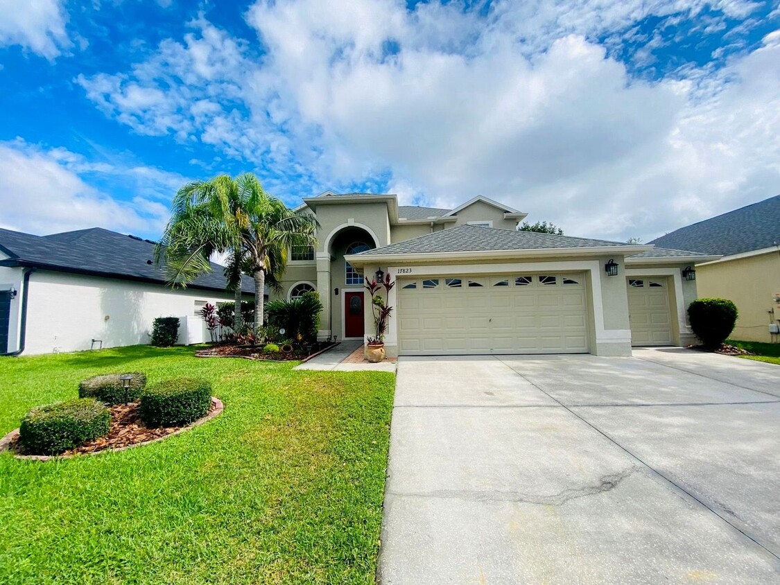 Primary Photo - SPACIOUS 4 Bedroom 3 Bath Home in the Wave...