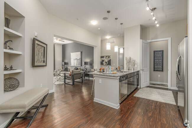 Somerset - Kitchen - 2BR, 2BA - 1,236SF - Whitehall Parc