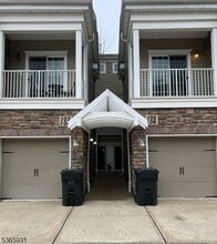 Building Photo - 107 Birch Ct
