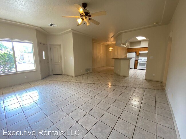 Foto del edificio - 3 br, 2 bath House - 711 Hellenic Rd
