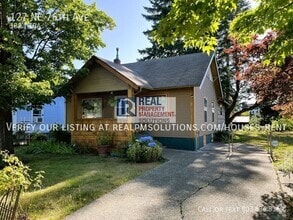 Building Photo - 127 NE 76th Ave