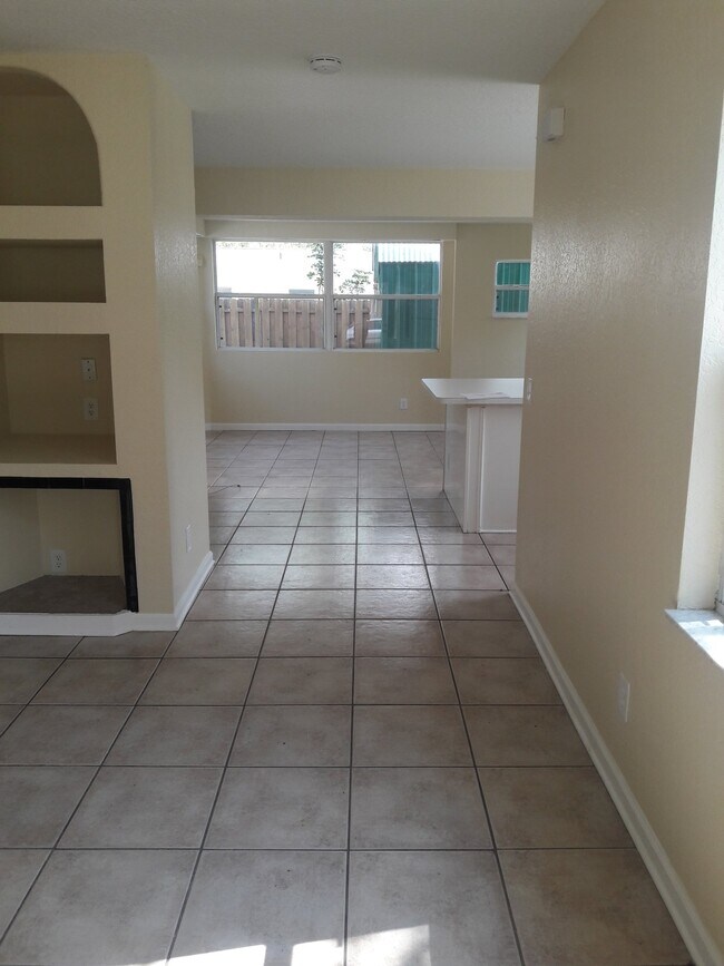 Foto del edificio - 5210 98th Ave N