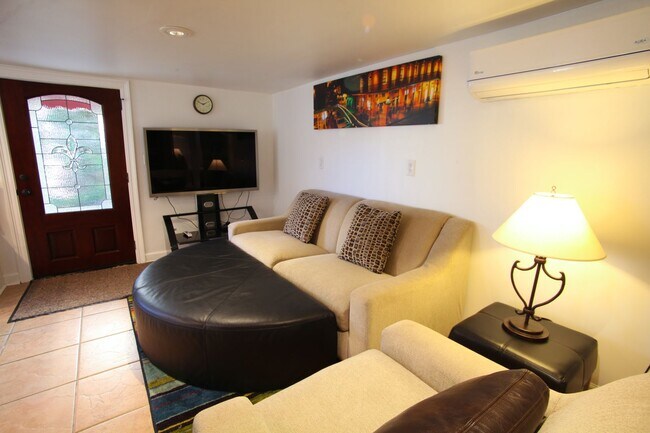 Foto del edificio - 3316 Upperline St