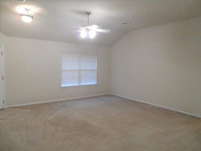 Building Photo - 3613 Ellis Ave