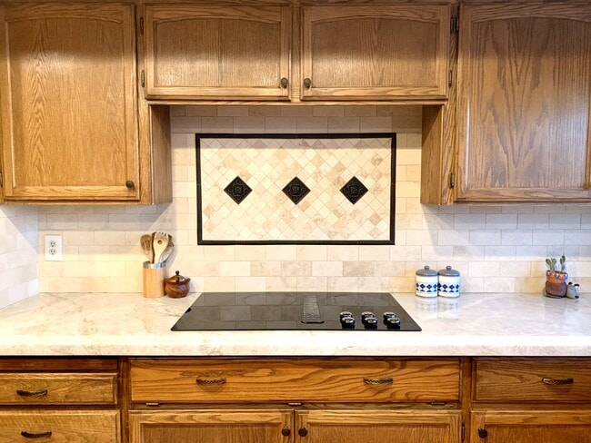 Building Photo - 7183 Brooktree Ct