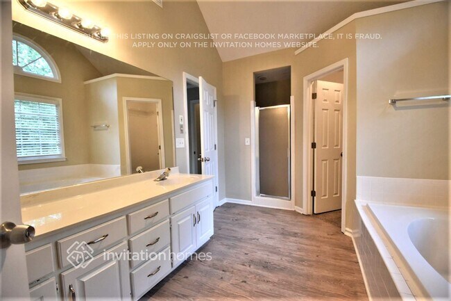 Foto del edificio - 3705 Timberloch Trail